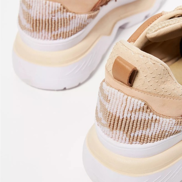 FARM Rio Sneakers - Picture 4 of 4